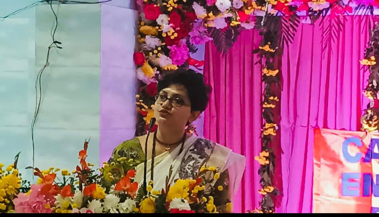 Awareness workshop moment.