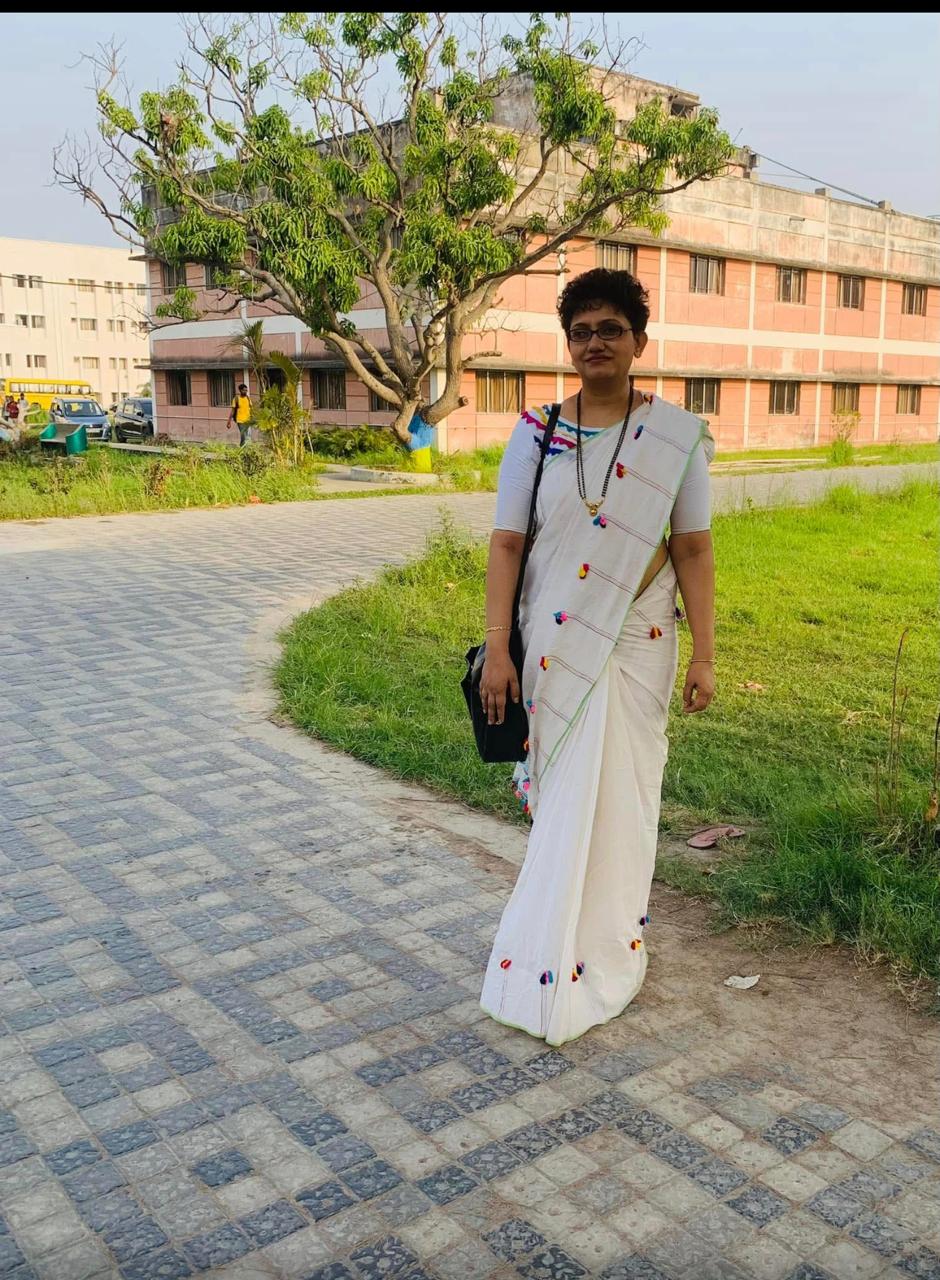 Awareness workshop moment.